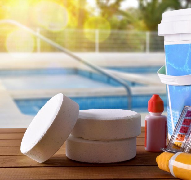 À quelle fréquence faut-il ajouter du chlore dans la piscine ?