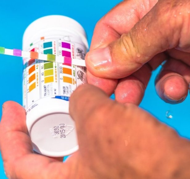 Six conseils pour entretenir votre piscine en été