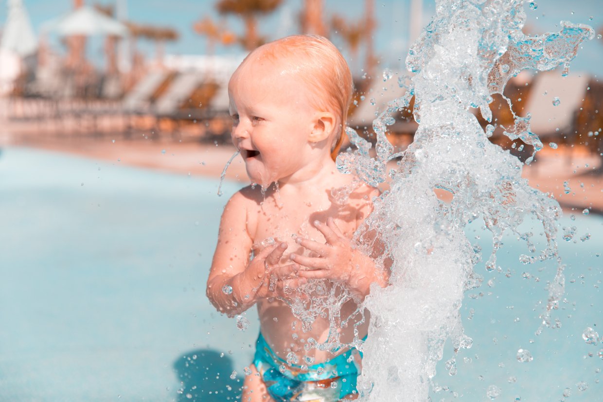 Pourquoi le niveau de l’eau de ma piscine diminue et comment minimiser cette perte d’eau