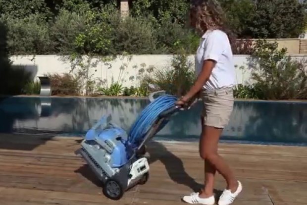4 catégories de robots de piscine